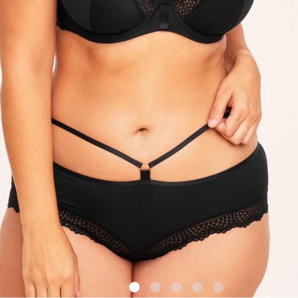 Adore Me Marca Contour Plus Panty